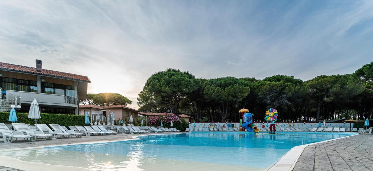 Arcobaleno Village Marina Di Bibbona Dış mekan fotoğraf